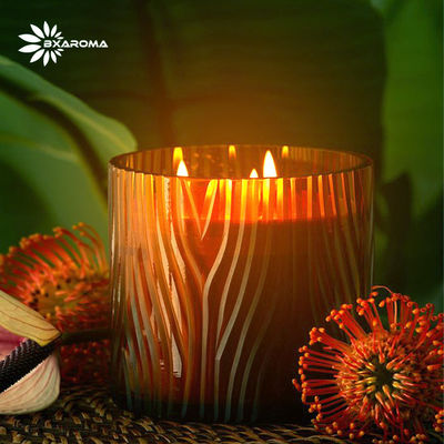 Buen precio La vela perfumada del aroma del limón del OEM alrededor de la llama de cristal de la taza modificó para requisitos particulares en línea